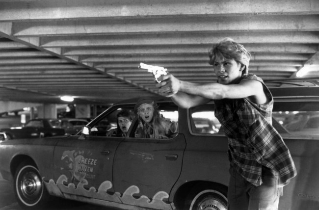 THE LEGEND OF BILLIE JEAN,  Martha Gehman, Helen Slater, Christian Slater, 1985.©TriStar Pictures/courtesy Everett Collection